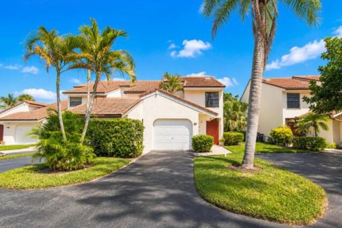 Townhouse in West Palm Beach, Florida 3 bedrooms, 167.22 sq.m. № 2390071 - photo 2