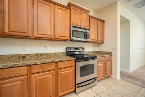 House in Lakeland, Florida 4 bedrooms, 172.89 sq.m. № 1900762 - photo 9