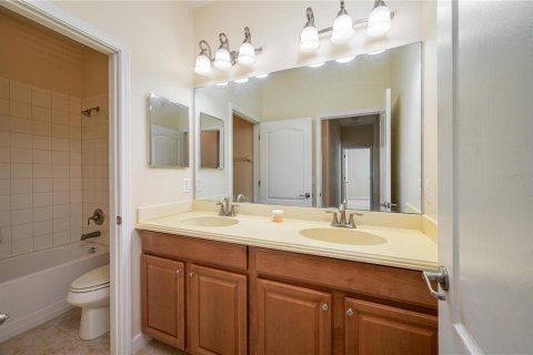House in Lakeland, Florida 4 bedrooms, 172.89 sq.m. № 1900762 - photo 20