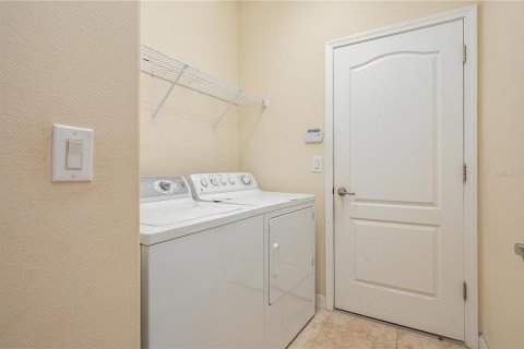 House in Lakeland, Florida 4 bedrooms, 172.89 sq.m. № 1900762 - photo 24