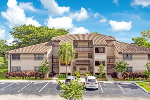 Condominio en venta en Sunrise, Florida, 2 dormitorios, 91.6 m2 № 1950682 - foto 1