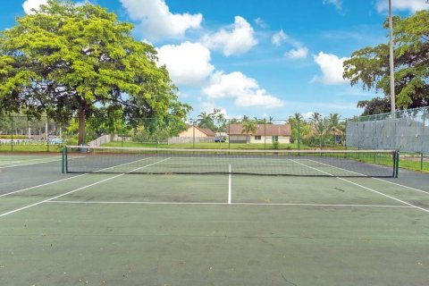 Condominio en venta en Sunrise, Florida, 2 dormitorios, 91.6 m2 № 1950682 - foto 4