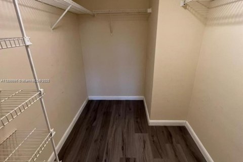 Condominio en venta en Sunrise, Florida, 2 dormitorios, 91.6 m2 № 1950682 - foto 25