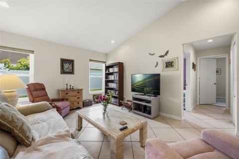 Casa en venta en Melbourne, Florida, 3 dormitorios, 146.41 m2 № 2157589 - foto 4