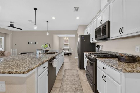 Villa ou maison à vendre à Groveland, Floride: 3 chambres, 178.84 m2 № 2353278 - photo 16