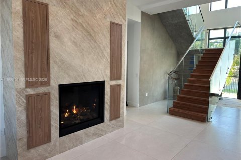 Купить виллу или дом в Норт-Майами, Флорида 6 спален, 412.58м2, № 2027785 - фото 6