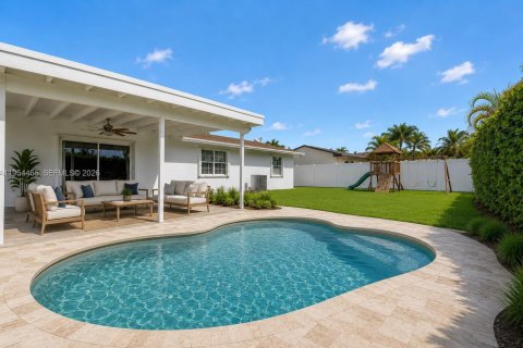 Villa ou maison à vendre à Cutler Bay, Floride: 4 chambres, 210.52 m2 № 2011757 - photo 22