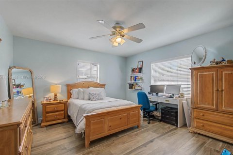 Casa en venta en Cutler Bay, Florida, 4 dormitorios, 210.52 m2 № 2011757 - foto 12