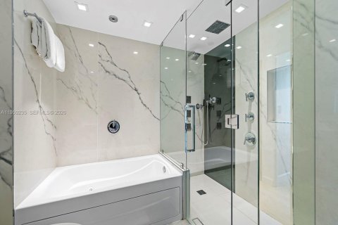 Купить кондоминиум в Майами, Флорида 1 спальня, 70.05м2, № 2005776 - фото 5