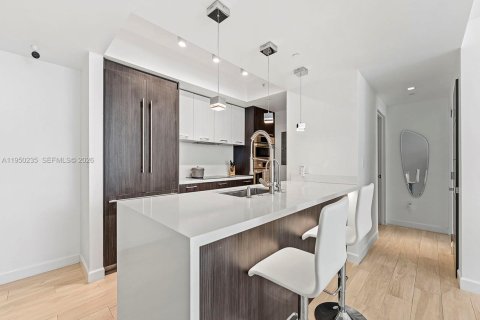 Кондоминиум с 1 спальней в Майами, Флорида № 2005776