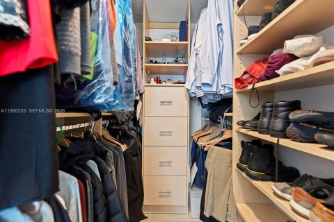 Купить кондоминиум в Майами, Флорида 1 спальня, 70.05м2, № 2005776 - фото 10