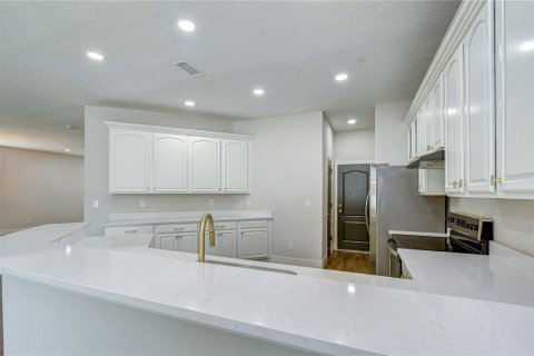 Villa ou maison à vendre à Ruskin, Floride: 4 chambres, 303.6 m2 № 2310069 - photo 8
