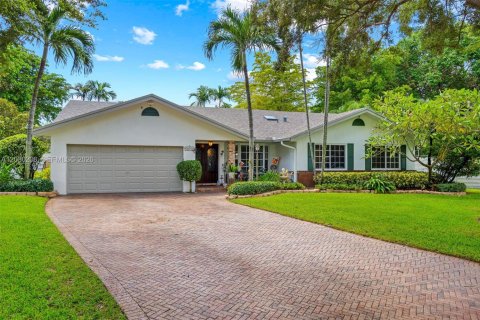 Casa en venta en Miami, Florida, 4 dormitorios, 220.18 m2 № 2344186 - foto 3