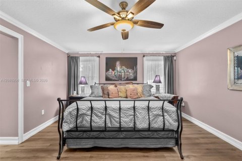 Casa en venta en Miami, Florida, 4 dormitorios, 220.18 m2 № 2344186 - foto 30
