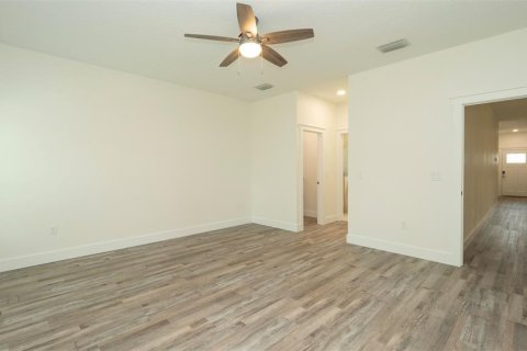Casa en alquiler en Spring Hill, Florida, 3 dormitorios, 150.13 m2 № 1856133 - foto 20