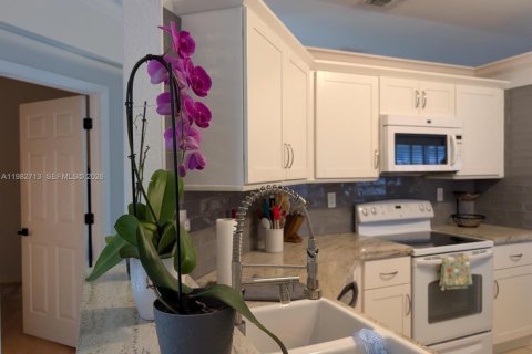Casa en alquiler en Weston, Florida, 3 dormitorios, 138.89 m2 № 2046849 - foto 3