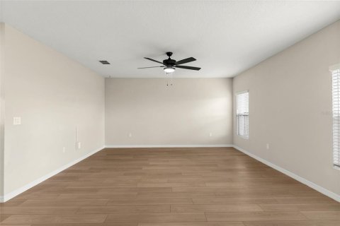 Casa en alquiler en Parrish, Florida, 5 dormitorios, 270.25 m2 № 1916530 - foto 8