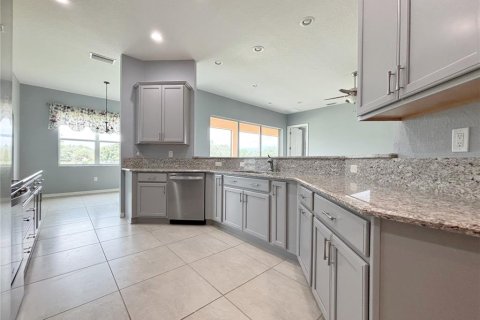 Villa ou maison à vendre à Winter Haven, Floride: 3 chambres, 178.09 m2 № 2277944 - photo 8