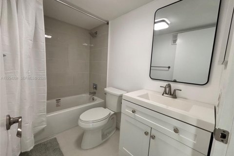Copropriété à louer à Miami, Floride: 2 chambres, 89.93 m2 № 2010871 - photo 10