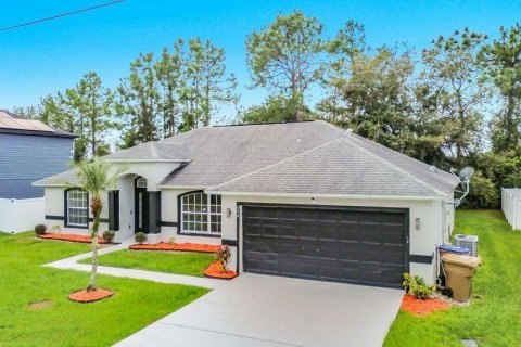 Villa ou maison à louer à Kissimmee, Floride: 3 chambres, 173.73 m2 № 2398503 - photo 2