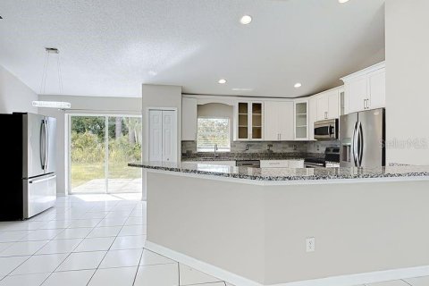 Villa ou maison à louer à Kissimmee, Floride: 3 chambres, 173.73 m2 № 2398503 - photo 19