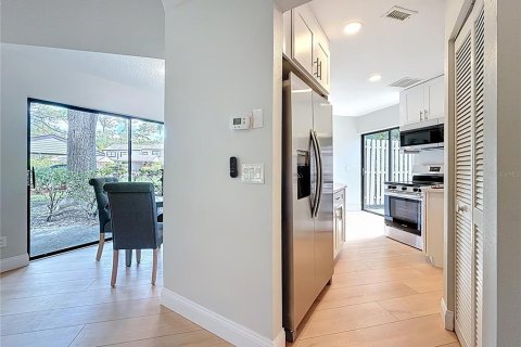 Townhouse in Oldsmar, Florida 2 bedrooms, 111.58 sq.m. № 1914262 - photo 11