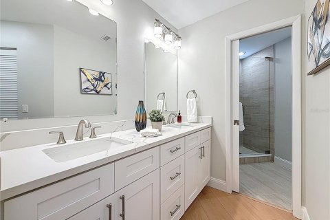 Townhouse in Oldsmar, Florida 2 bedrooms, 111.58 sq.m. № 1914262 - photo 19