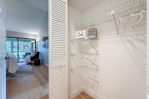 Townhouse in Oldsmar, Florida 2 bedrooms, 111.58 sq.m. № 1914262 - photo 23