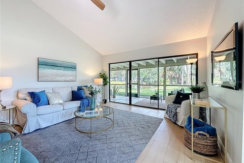 Townhouse in Oldsmar, Florida 2 bedrooms, 111.58 sq.m. № 1914262 - photo 4