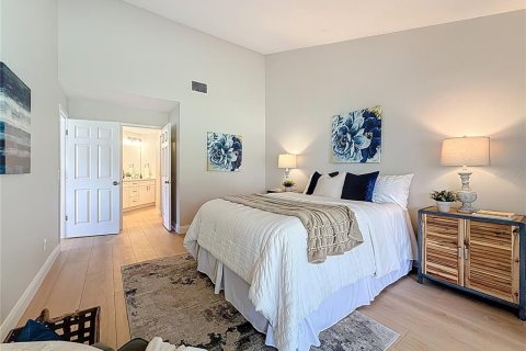 Townhouse in Oldsmar, Florida 2 bedrooms, 111.58 sq.m. № 1914262 - photo 17