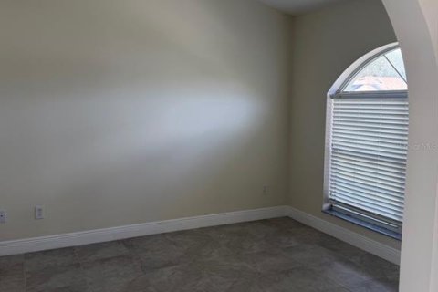 House in Ocala, Florida 3 bedrooms, 195.84 sq.m. № 2205596 - photo 11