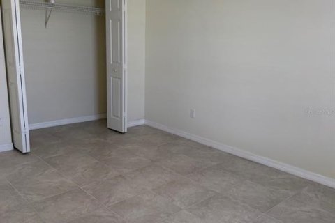 House in Ocala, Florida 3 bedrooms, 195.84 sq.m. № 2205596 - photo 18