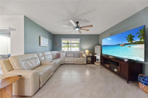 Casa en venta en Orange City, Florida, 4 dormitorios, 170.57 m2 № 2298273 - foto 23