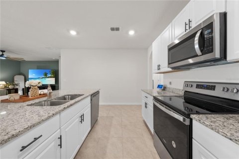 Casa en venta en Orange City, Florida, 4 dormitorios, 170.57 m2 № 2298273 - foto 16