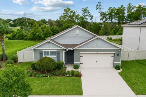House in Orange City, Florida 4 bedrooms, 170.57 sq.m. № 2298273