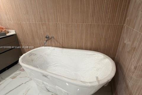 Снять в аренду кондоминиум в Авентура, Флорида 3 спальни, 148.64м2, № 1973077 - фото 17