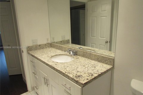 Copropriété à louer à Weston, Floride: 1 chambre, 75.44 m2 № 1988781 - photo 10