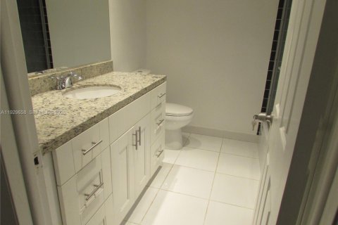 Copropriété à louer à Weston, Floride: 1 chambre, 75.44 m2 № 1988781 - photo 9