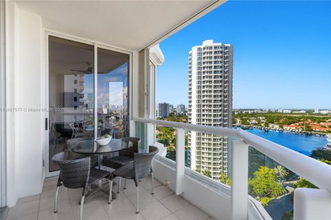 Купить кондоминиум в Авентура, Флорида 2 спальни, 203.46м2, № 1941709 - фото 29