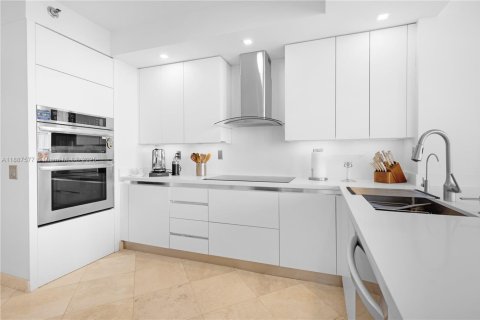 Купить кондоминиум в Авентура, Флорида 2 спальни, 203.46м2, № 1941709 - фото 21