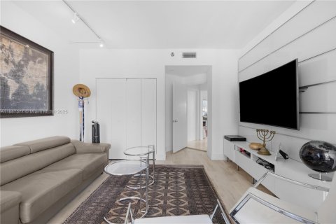 Купить кондоминиум в Авентура, Флорида 2 спальни, 203.46м2, № 1941709 - фото 15