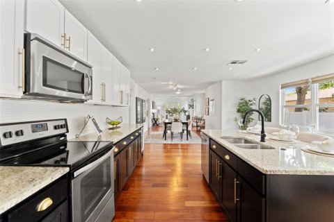 Casa en venta en Saint Petersburg, Florida, 3 dormitorios, 133.59 m2 № 1824440 - foto 15