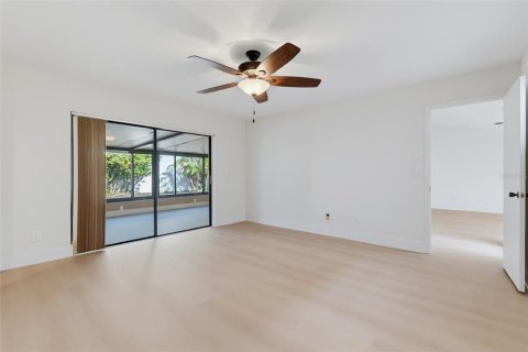 Villa ou maison à vendre à Temple Terrace, Floride: 2 chambres, 157.75 m2 № 2291531 - photo 10