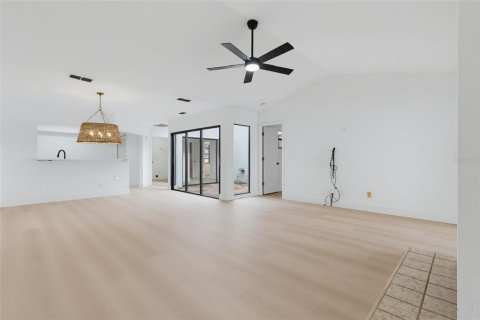Villa ou maison à vendre à Temple Terrace, Floride: 2 chambres, 157.75 m2 № 2291531 - photo 25