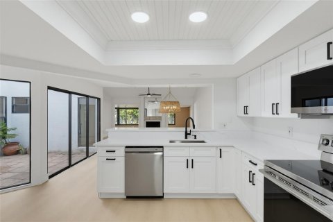 Villa ou maison à vendre à Temple Terrace, Floride: 2 chambres, 157.75 m2 № 2291531 - photo 20
