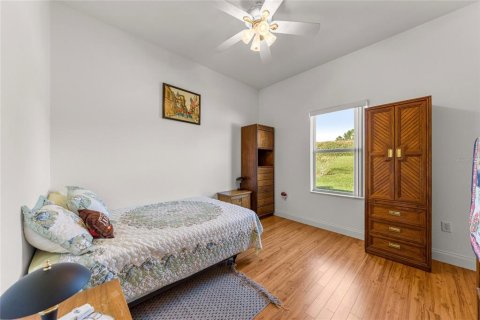 House in Belleview, Florida 3 bedrooms, 237.37 sq.m. № 2426009 - photo 24