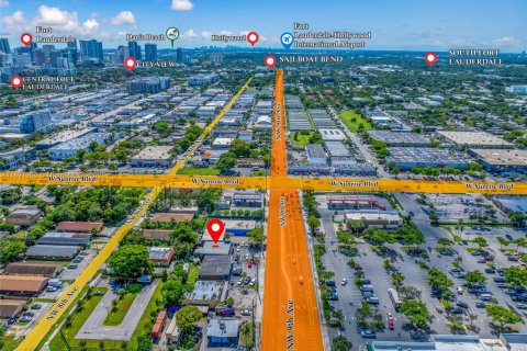 Commercial property in Fort Lauderdale, Florida № 2037865 - photo 9