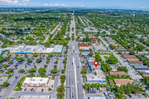 Commercial property in Fort Lauderdale, Florida № 2037865 - photo 12