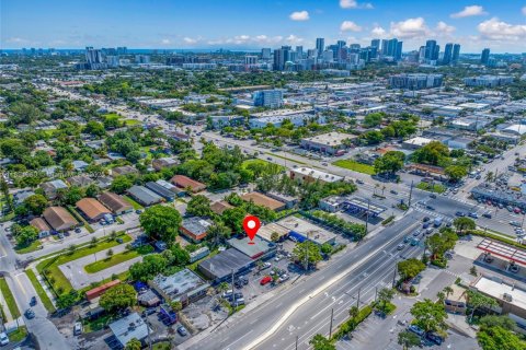 Commercial property in Fort Lauderdale, Florida № 2037865 - photo 7