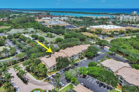 Condo in Tequesta, Florida, 1 bedroom  № 1160429 - photo 1